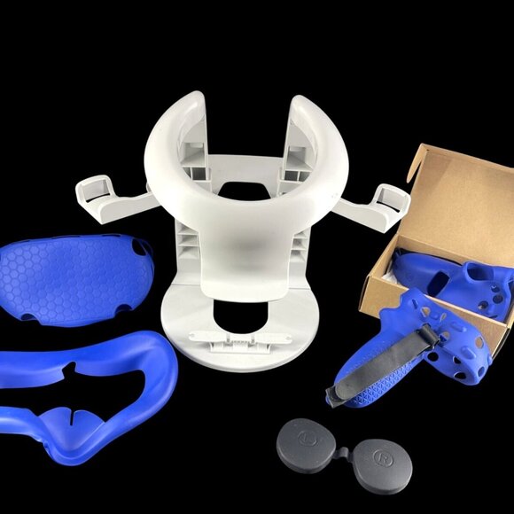 Meta Other - VR - Accessories (bundle) Base Stand + Silicon Protective Covers